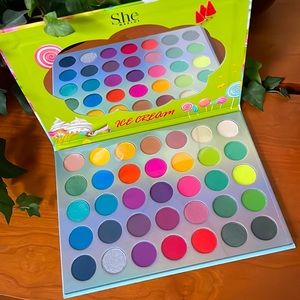 🆕 S.HE MAKEUP “ICE CREAM” 35 FLUORESCENT COLOR EYESHADOW PALETTE 🍭